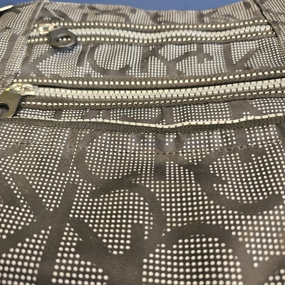 Calvin Klein Logo Athleisure Zipper Nylon Crossbody Bag Tote - Picture 4 of 10